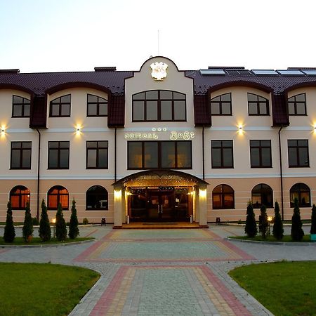 Best Hotel And Restaurant Complex Dunaivtsi Buitenkant foto