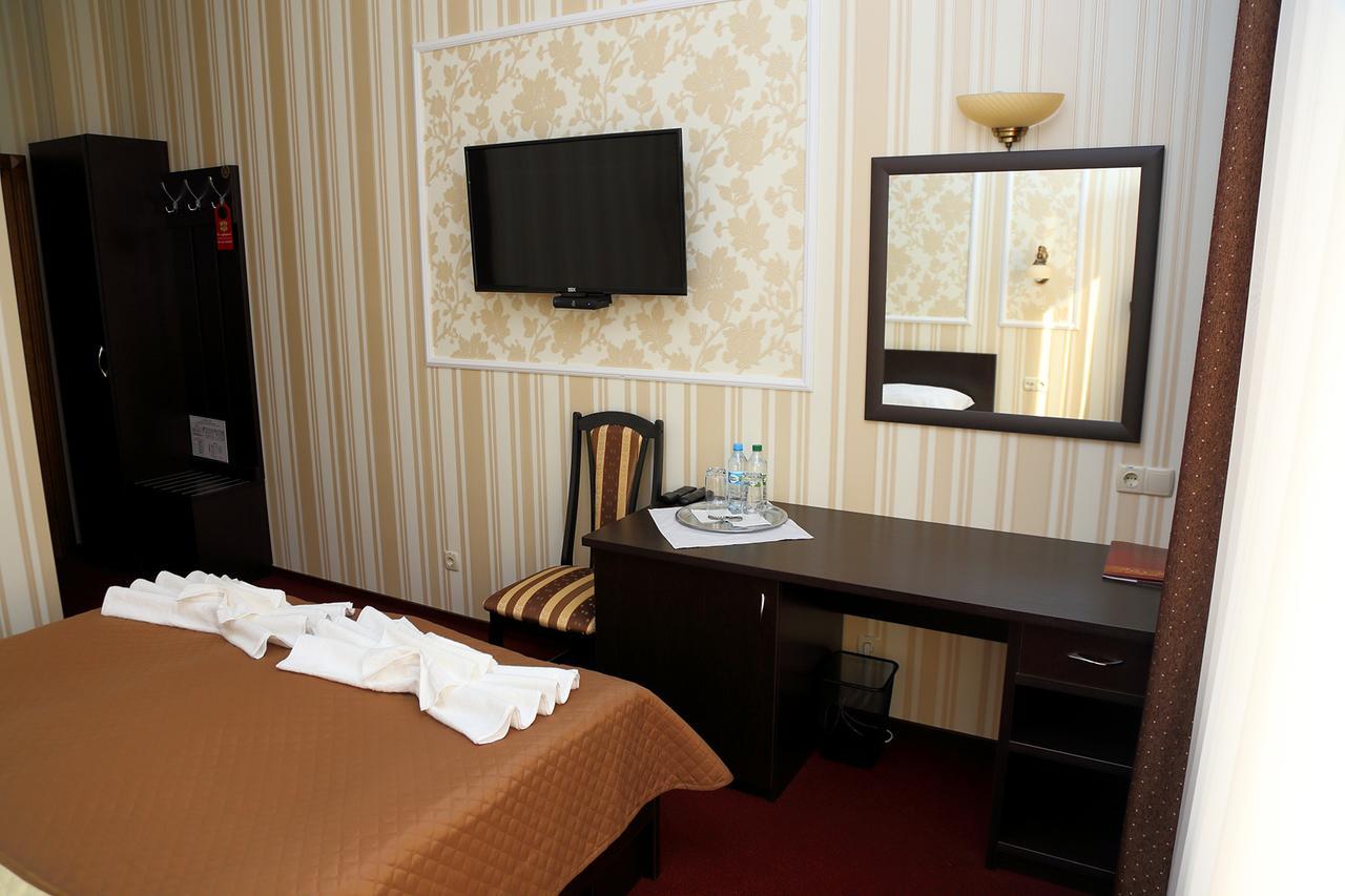 Best Hotel And Restaurant Complex Dunaivtsi Kamer foto